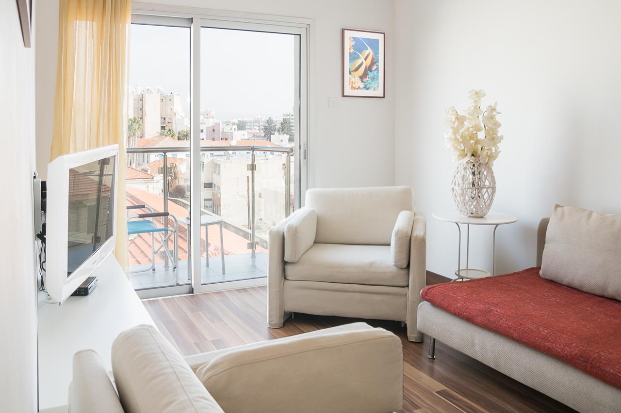 City Center Apartment Limasol Buitenkant foto